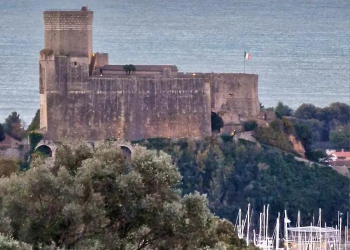 Casa Cleopatra Apartment Romito Magra